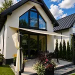 Дом отдыха Velodomki - Nad Jeziorem Zywieckim *