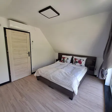 Feriehus Velodomki - Nad Jeziorem Zywieckim *