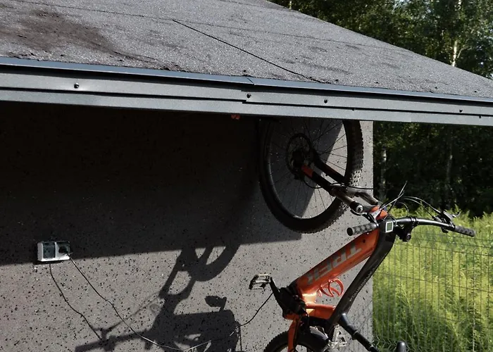 Velodomki - Nad Jeziorem Zywieckim בית נופש Żywiec